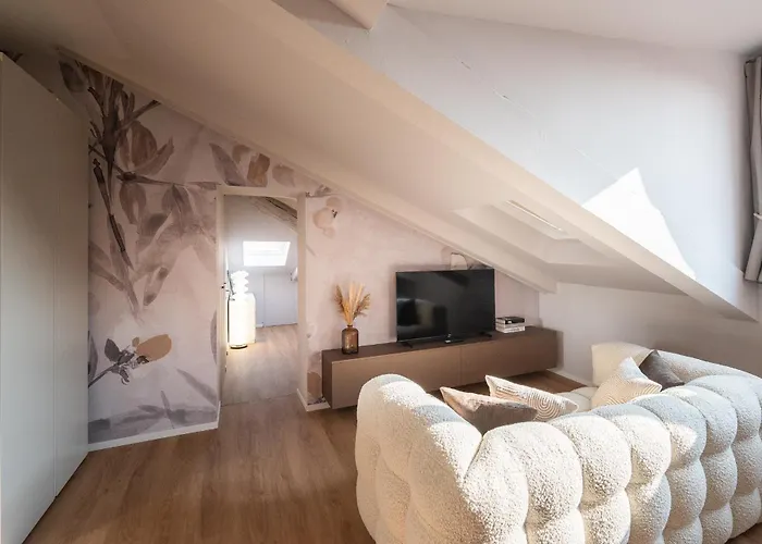 Apartament Vittoria19 - 200mt From San Carlo Square And Egyptian Museum